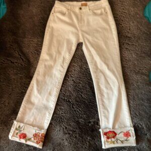 Driftwood Colette Cuffed Embroidered Jeans White Size 28
